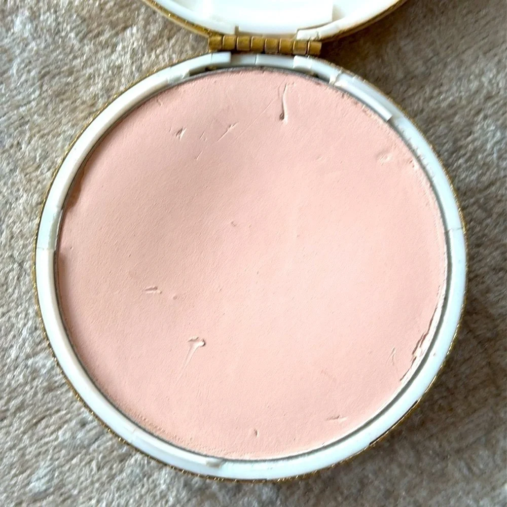 Vintage 60s Avon Cameo Refillable Mirror Compact Pressed Powder White Pink